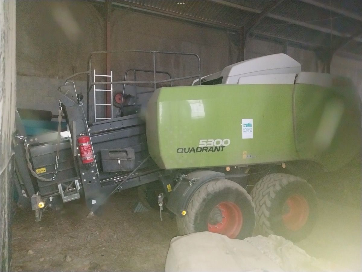 Claas Quadrant 5300 RF Πρέσσα 85.000 €