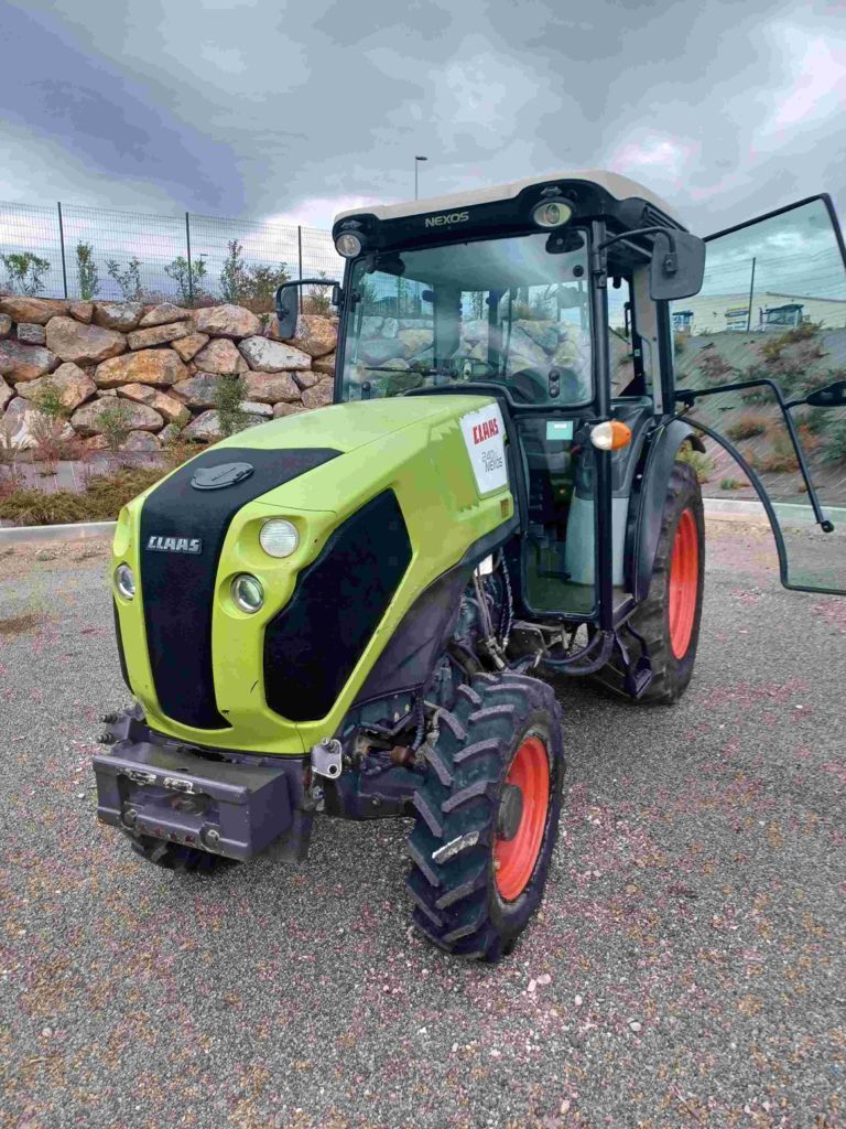 E-FARM: Claas Nexos 240 VL - Tractor - id E6DXX91 - 27.500 € - Año: 2019 - Horas: 3913,Potencia del motor: 103,Francia