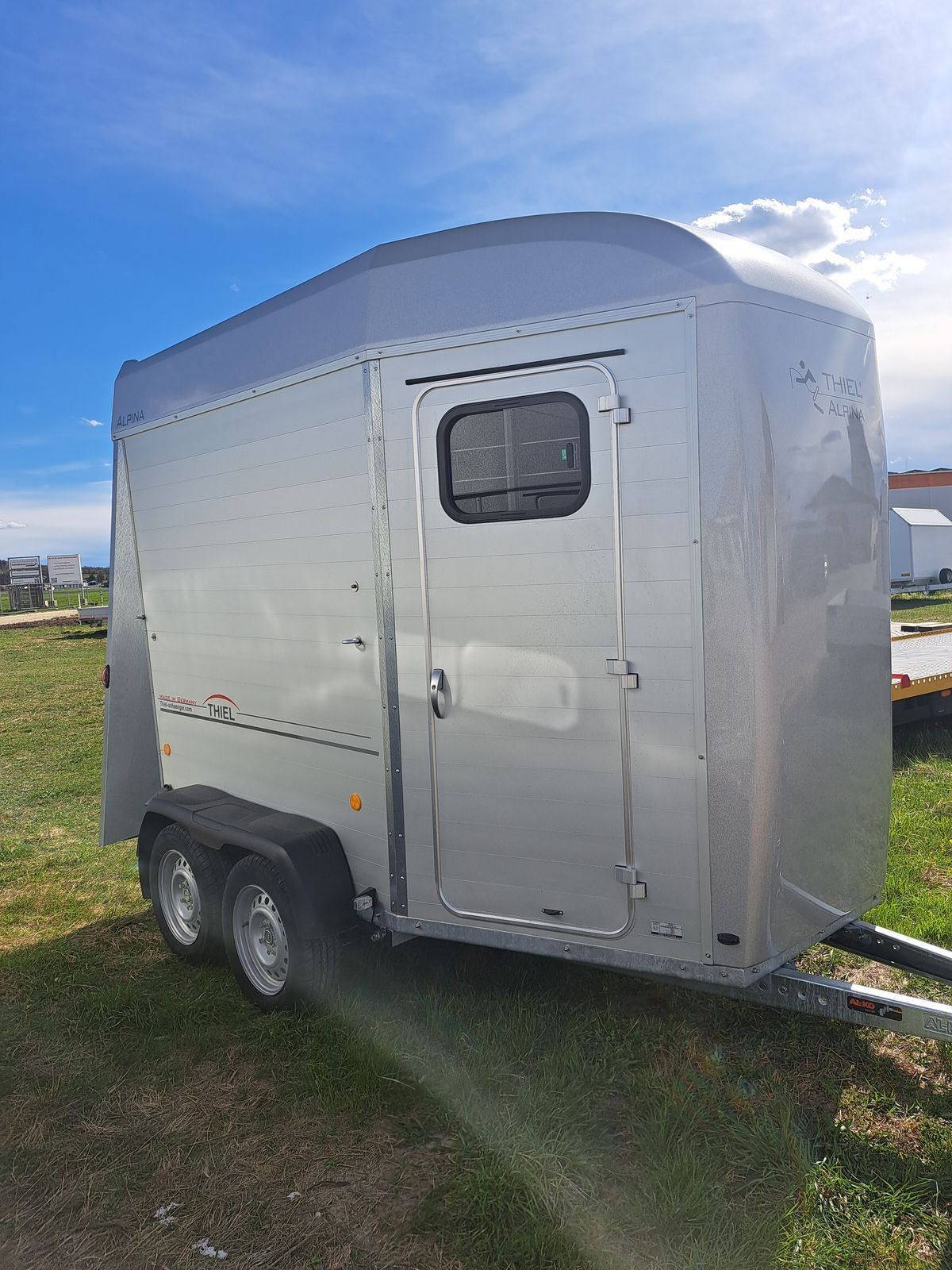 E-FARM: thiel thiel pferdeanhänger alpina - Anhänger - id D9PMZMJ - 10.167 € - Baujahr: 2024 - Österreich