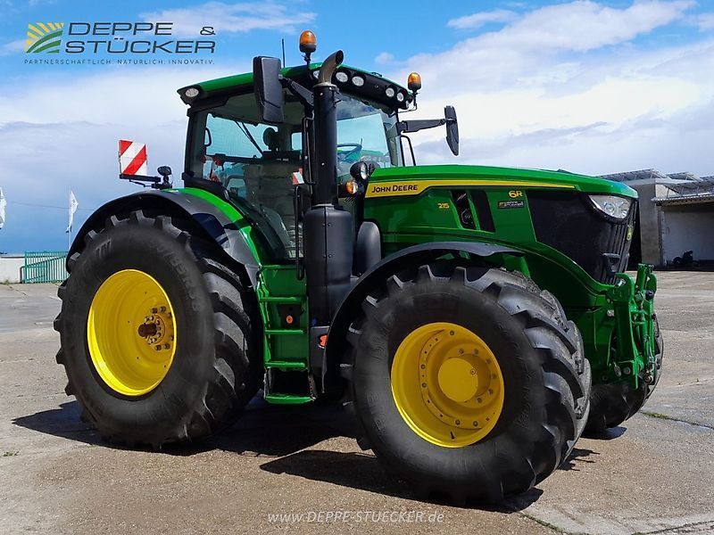 E-FARM: John Deere 6R 215 - Tractor - id REG7ZBL - 180.100 EUR - Anul: 2024 - Citeste ore: 688,Muterea motorului: 215,Germania