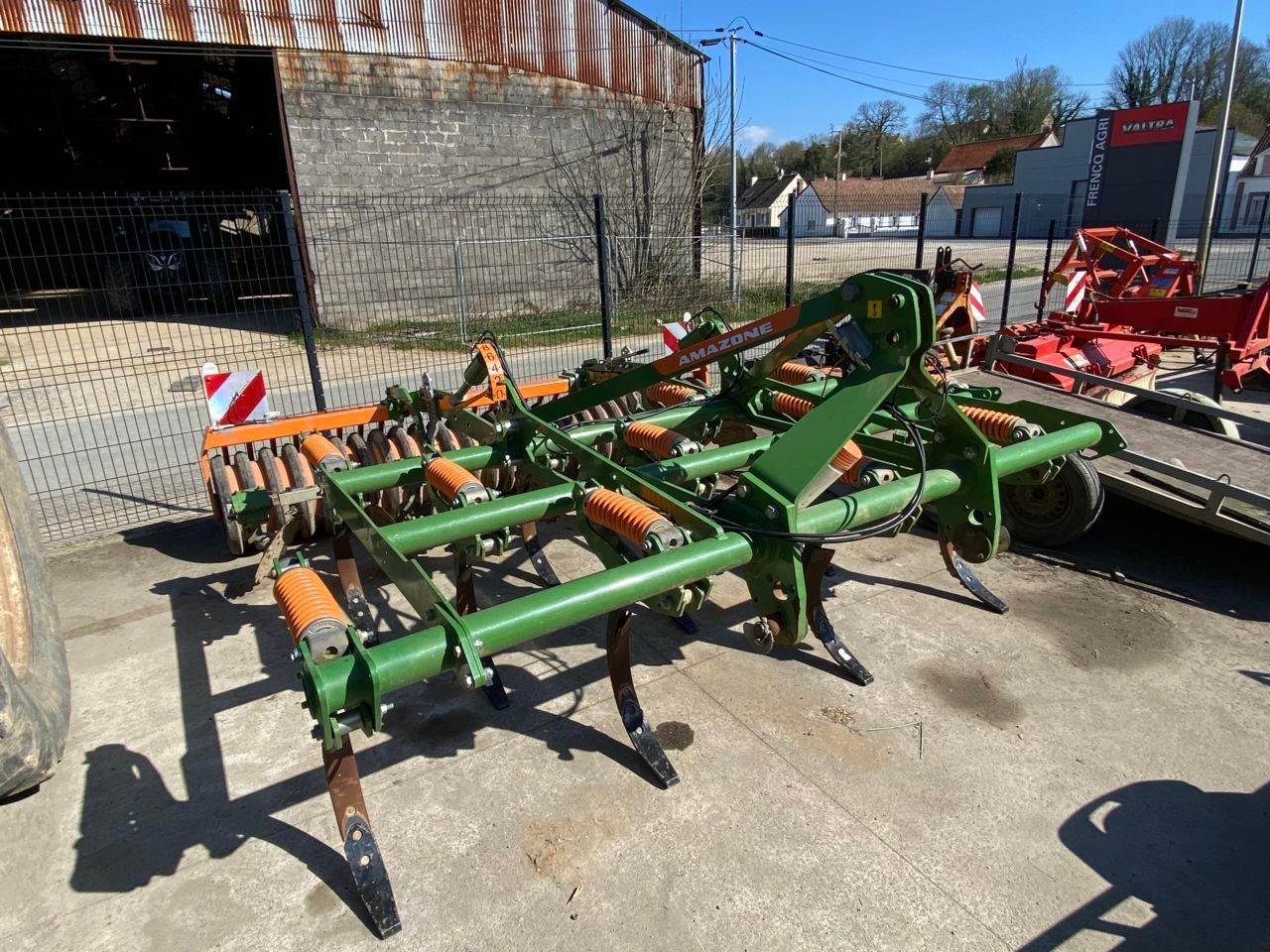 E-FARM: Amazone cenius 3503 - Cultivator - id ER8ZJFD - €13,500 - Year of construction: 2020 - France