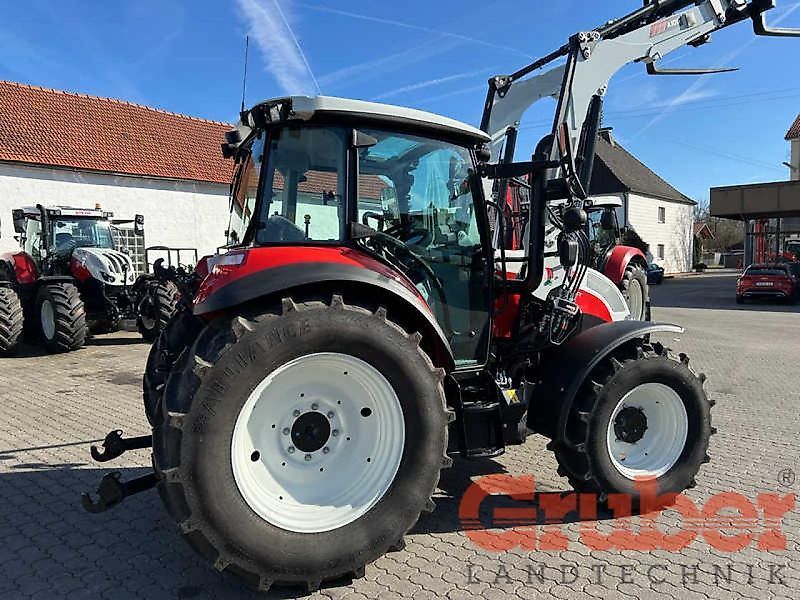 E-FARM: Steyr Kompakt 4090 - Traktor - id DYLGIPN - 59.990 € - Baujahr: 2024 - Abgelesene Motorstunden: 2,Motorleistung (PS): 90,Deutschland