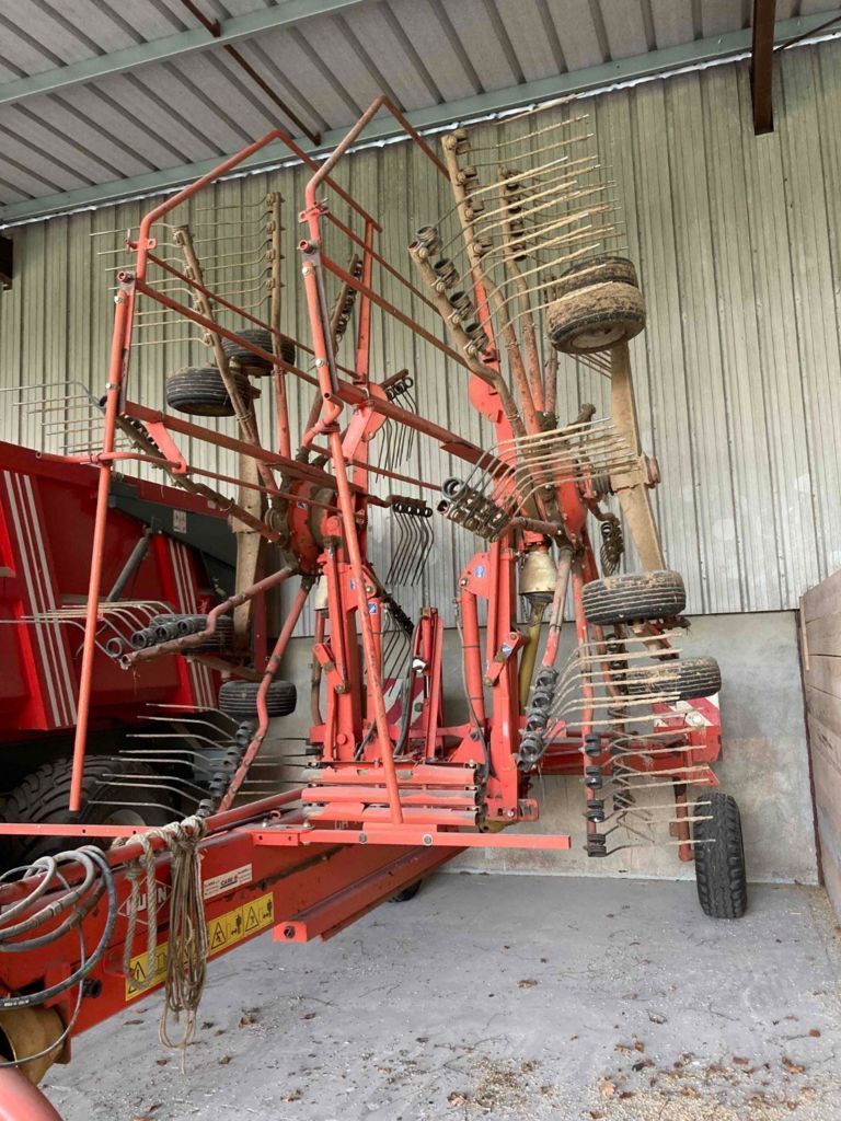 Kuhn GA 7501 Karuzelowy przetrząsacz do siana 11 000 €