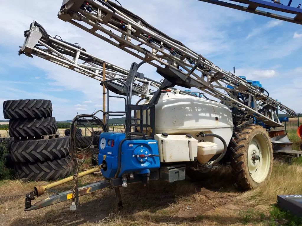 E-FARM: Evrard meteor 3400 l. / 30 m. - Pulvérisateur - id TPTRHWW - 12 000 € - Année: 2005 - France