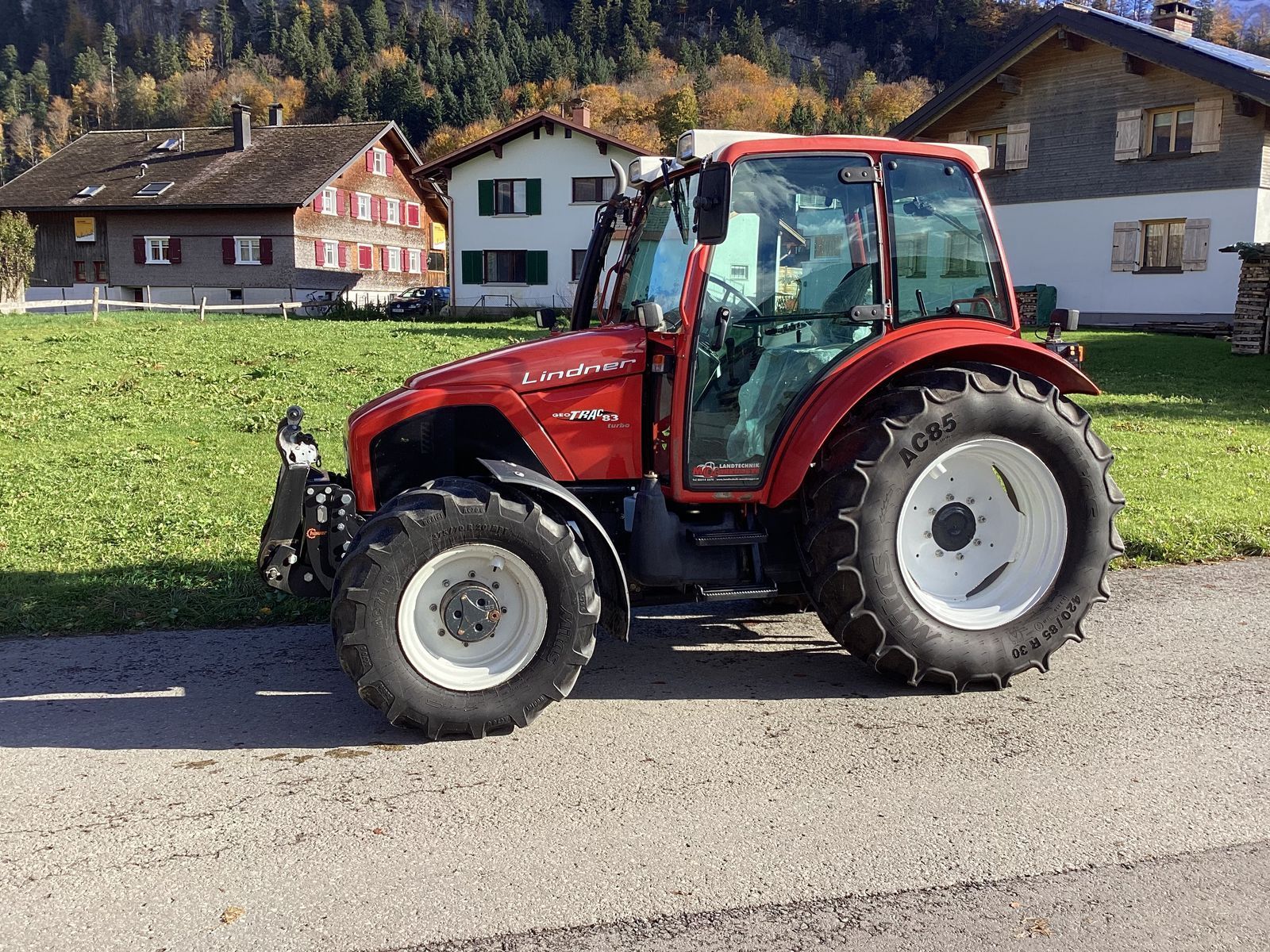 Lindner Geotrac 83 A Tractor €36,500