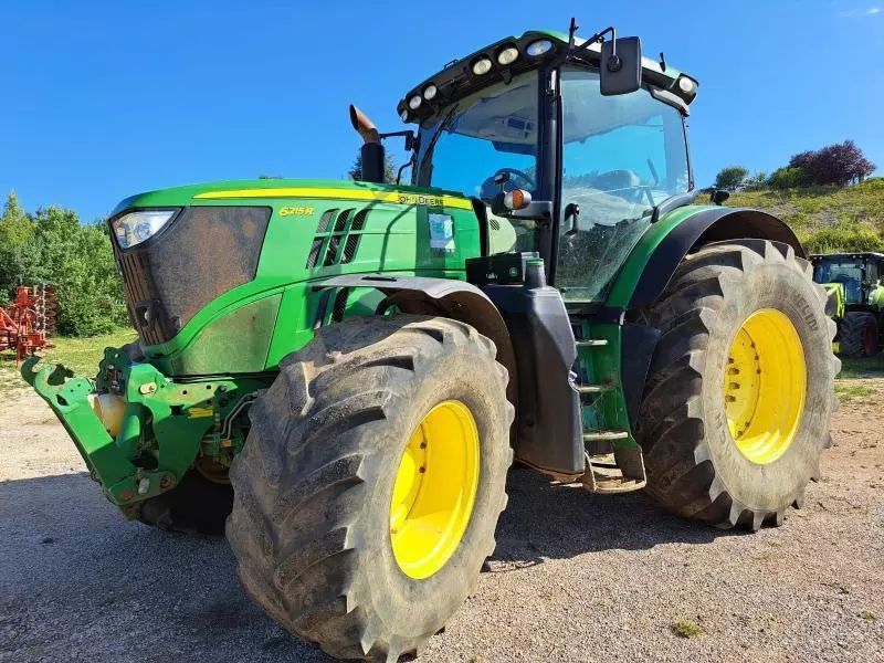E-FARM: John Deere 6215 R - Trattore - id WAJIYAM - 58.000 € - Anno di costruzione: 2015 - Ore: 8.547,Potenza del motore: 215,Francia