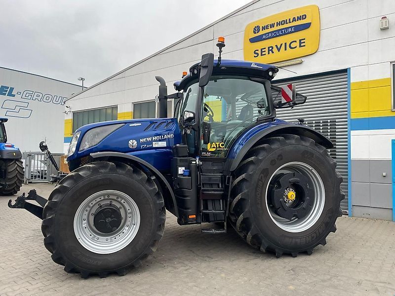 New Holland T7.300 AC Tractor €179,000