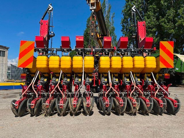 E-FARM: MaterMacc ms 8230 - Precision drill - id WS5HKAR - €23,000 - Year of construction: 2012 - Italy
