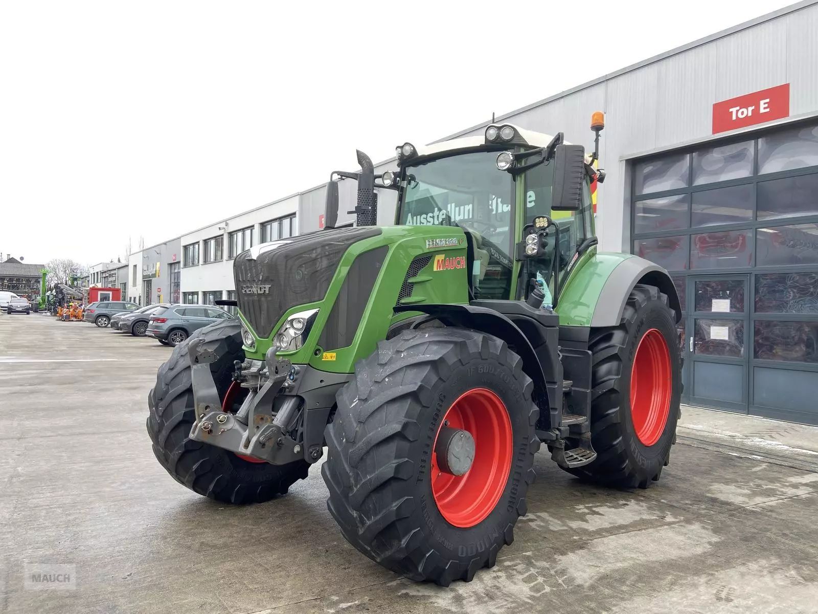 Fendt 828 Vario Profi Plus Tractor €108,750