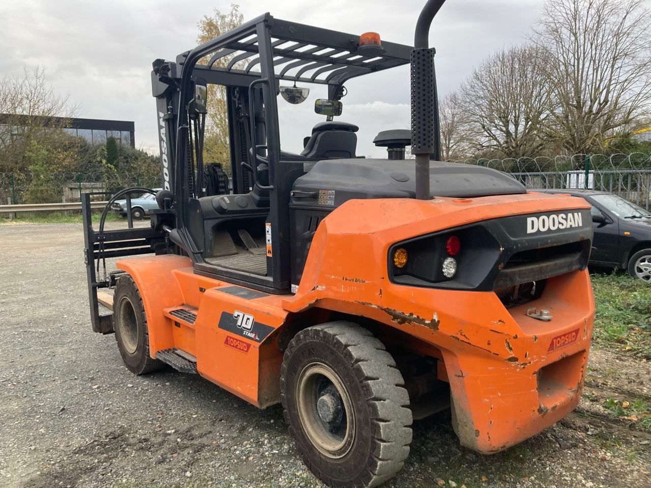 Doosan -- chariot diesel de 7 tonnes de levee annee 2023 Forklift €49,000