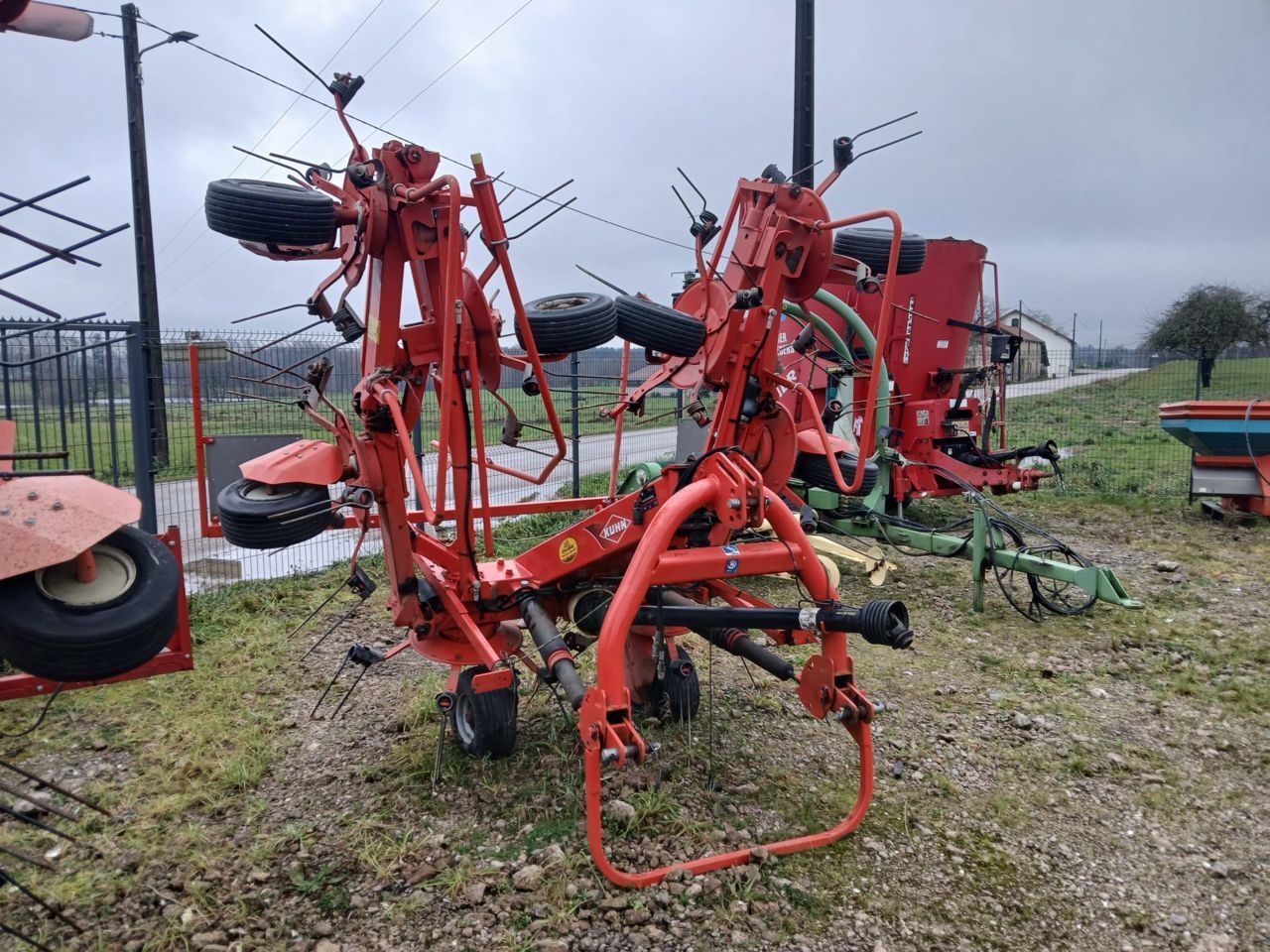 Kuhn GF 7702 Høvender 5.500 €