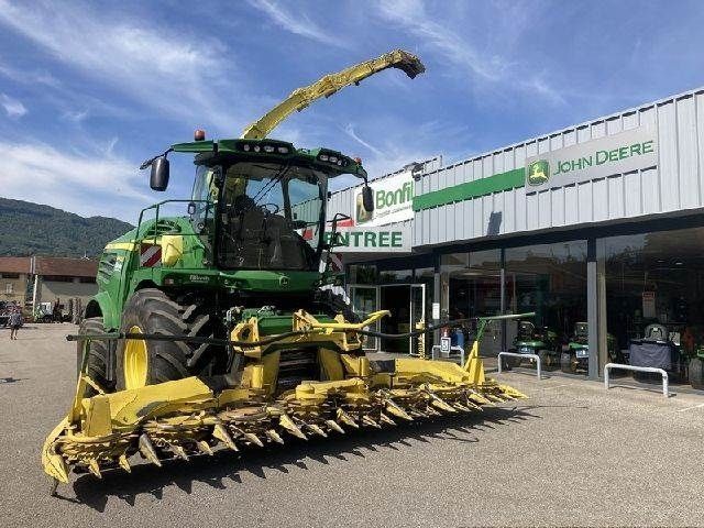 E-FARM: John Deere 8400 - Cosechadora de forraje autopropulsada - id CX6VSPY - 238.000 € - Año: 2019 - Horas: 2000,Francia