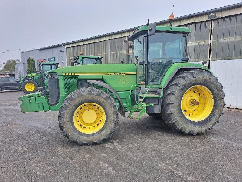 E-FARM: John Deere 8100 - Tractor - id F7UZNTG - 25.000 € - Año: 1996 - Horas: 9900,Potencia del motor: 200,Francia