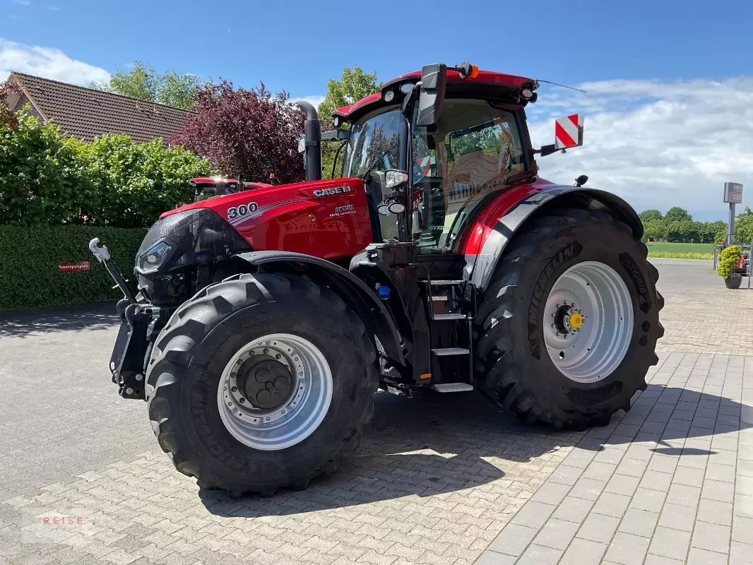E-FARM: Case IH Optum 300 CVXDrive - Tractor - id BF2URXN - €181,900 - Year of construction: 2023 - Engine hours: 950,Engine power (HP): 300,Germany