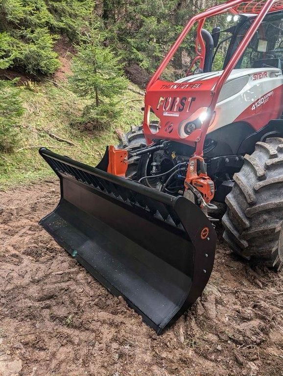 E-FARM: schwenkbares polterschild hydraulisch - Forstausrüstung - id HHRKVJW - 6.000 € - Österreich