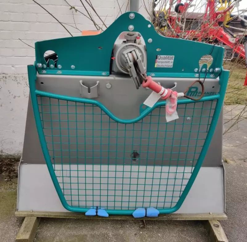 E-FARM: PFANZELT s 150 s-line - Forstausrüstung - id 9RVVZTM - 10.420 € - Baujahr: 2023 - Deutschland