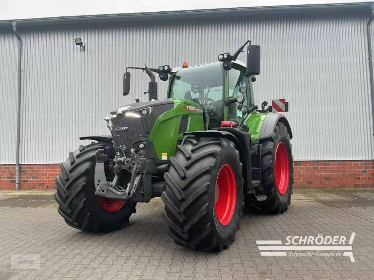 Fendt 728 Vario ProfiPlus Tractor 209.885 €