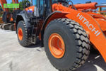 Hitachi zw250-6 compactloader €110,000