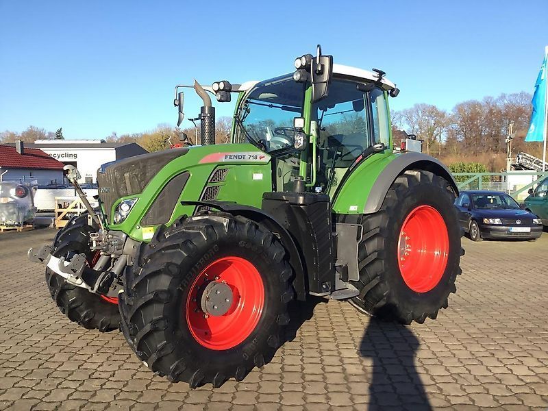 Fendt 718 Vario Traktor 92.500 €
