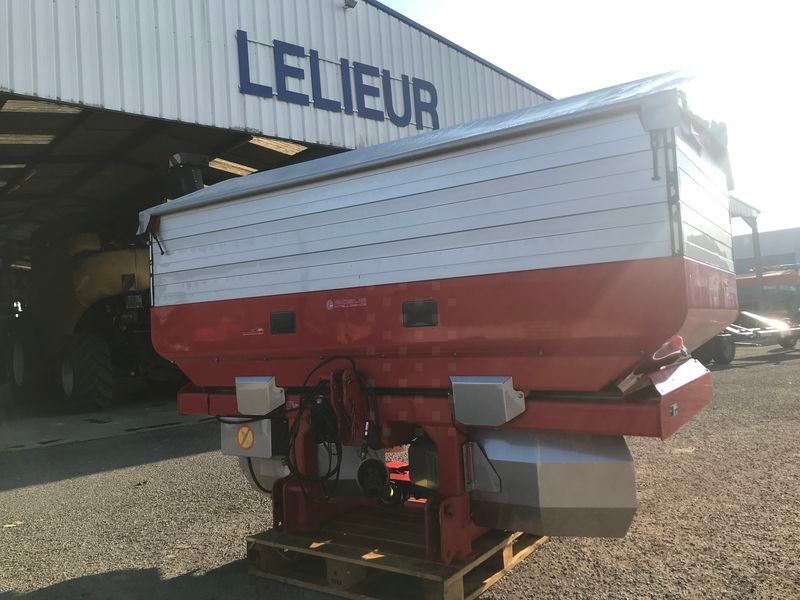 E-FARM: Kverneland exacta tl - Esparcidor de abono - id JXGBLJZ - 7500 € - Año: 2013 - Francia