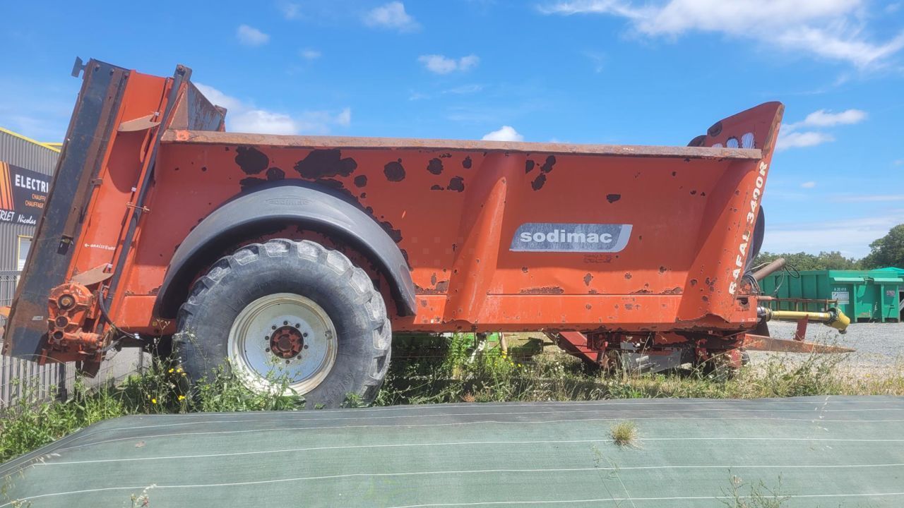 sodimac rafal 3400 r tapis neuf Épandeur de fumier et de compost 21 500 €