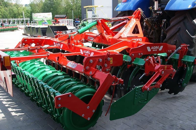 E-FARM: AGRO-MASZ trol 30-kurzscheibenegge-neu - Saatbett Kombination - id B586X4W - Österreich
