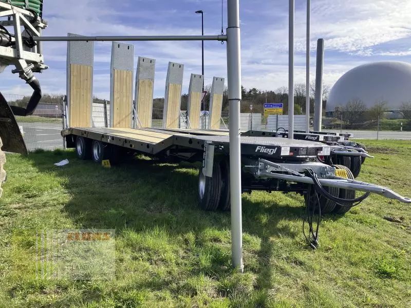 Fliegl dtl 300 agrar Trailer €25,333