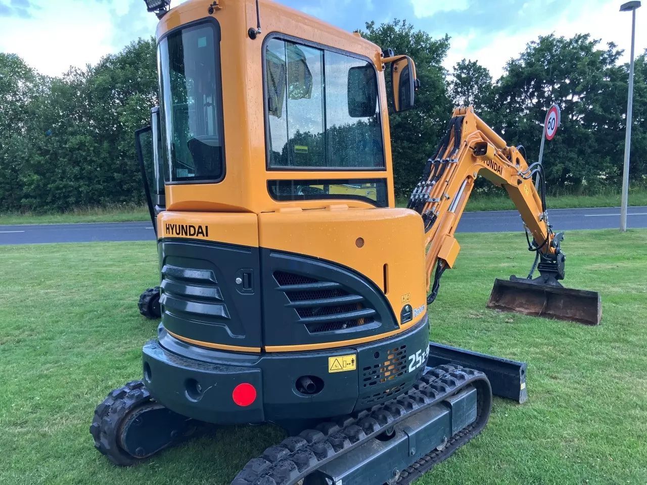 HYUNDAI 25z-9ak robex minigraver Экскаватор 32 006 €