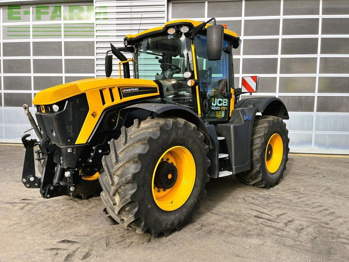 JCB Fastrac 4220 Traktor 175.000 €