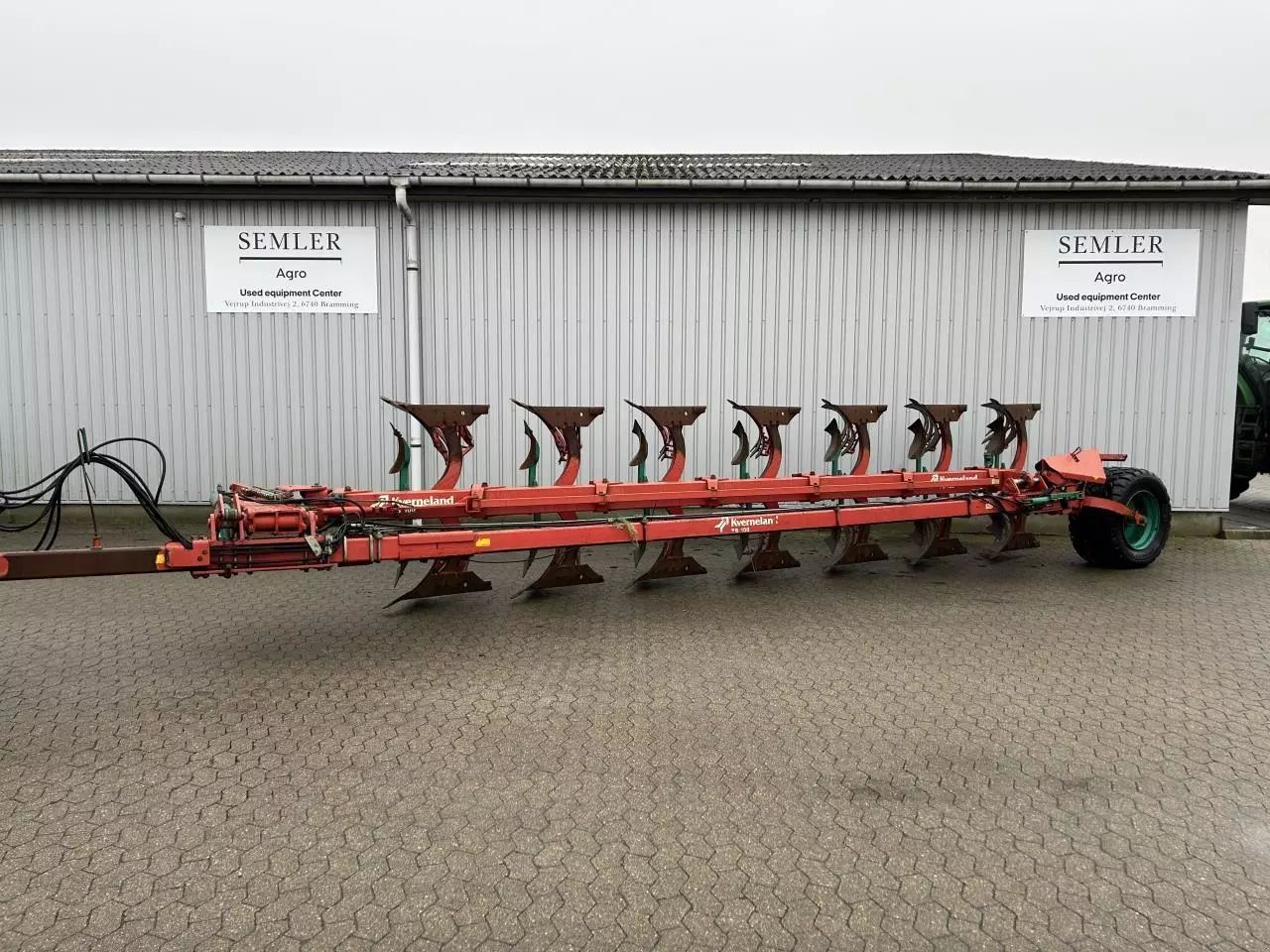 E-FARM: Kverneland PB 100 - Pluh - id SZAKEAP - 10 590 € - Dánsko