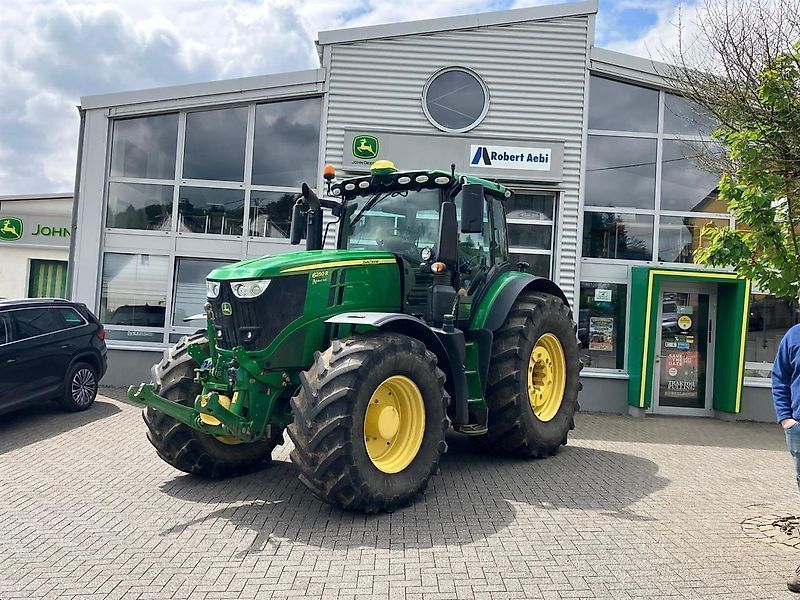 John Deere 6250 R Tractor €125,000
