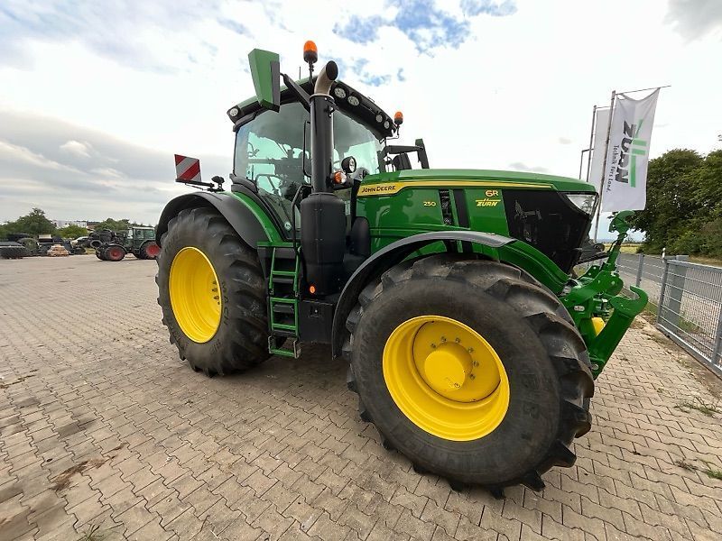 John Deere 6R 250 Tractor €207,000