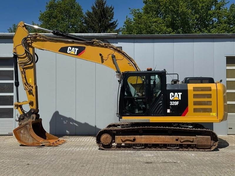 Caterpillar 320 fl Excavadora de orugas 63.900 €