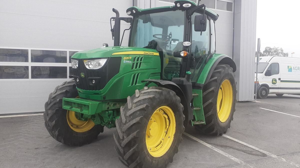 E-FARM: John Deere 6120 R - Tractor - id CSMT8D1 - 84.000 € - Año: 2020 - Horas: 2246,Francia