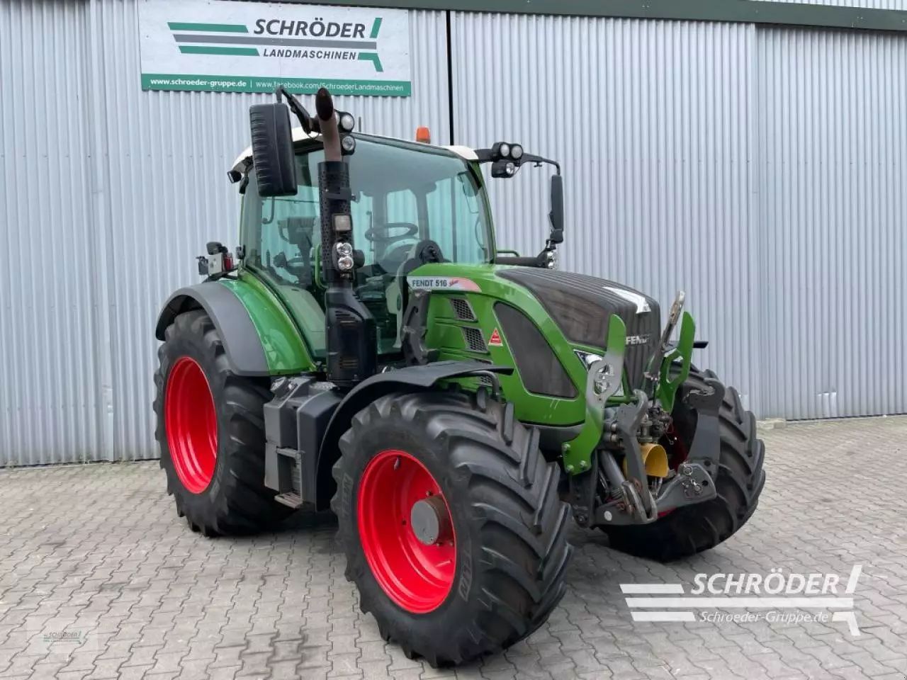 Fendt 516 Vario Profi Plus Tractor €99,885