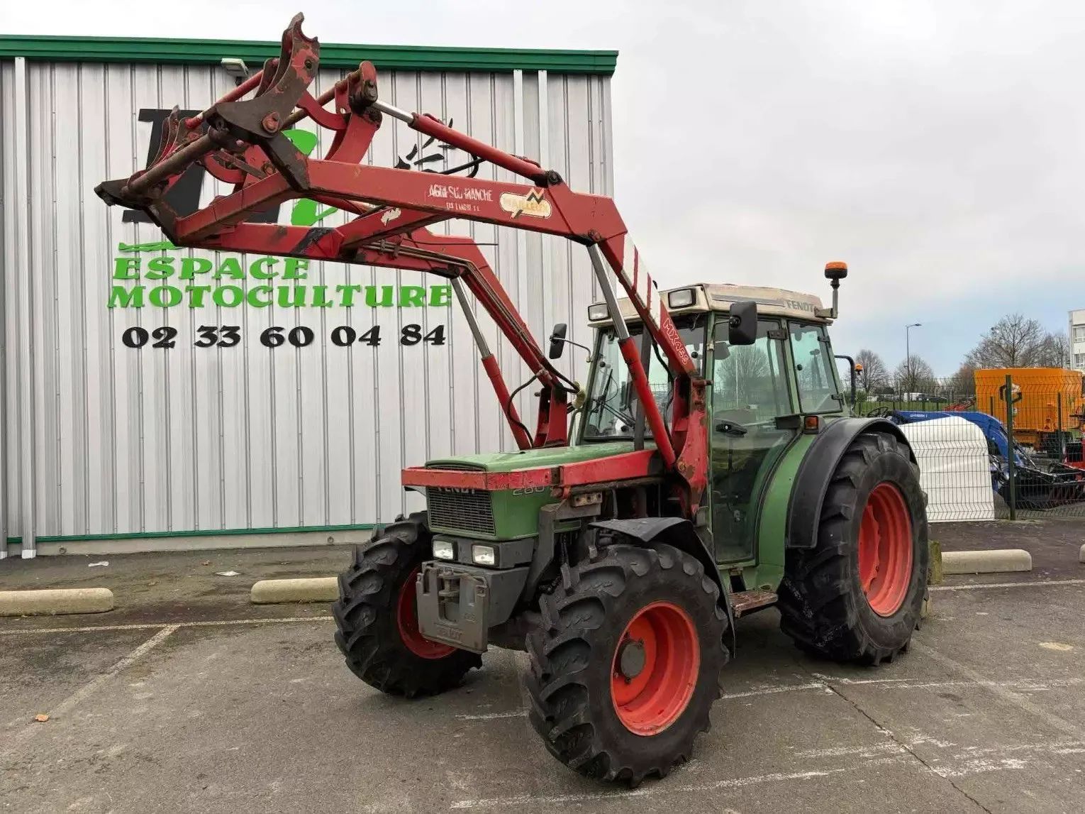Fendt tracteur agricole 280 s fendt Traktor 22 900 €