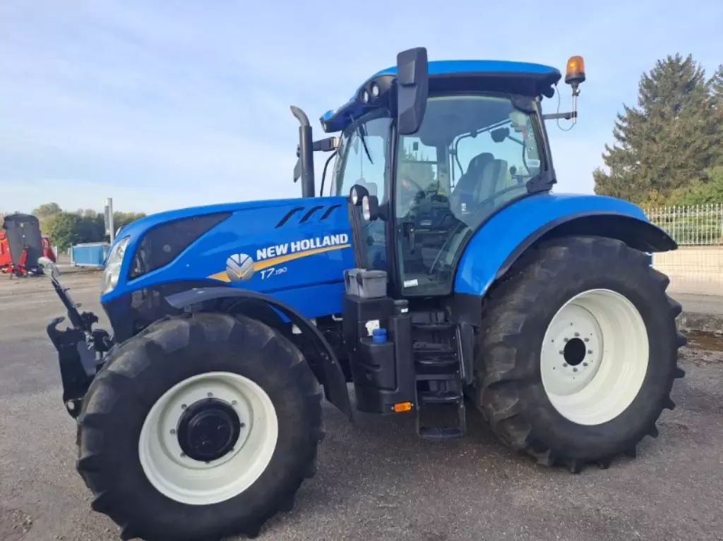E-FARM: New Holland T7.190 - Tracteur - id DTDCZJK - 82 000 € - Année: 2019 - Lecture du nombre d'heure: 2 440,Puissance du moteur (chevaux): 155,France