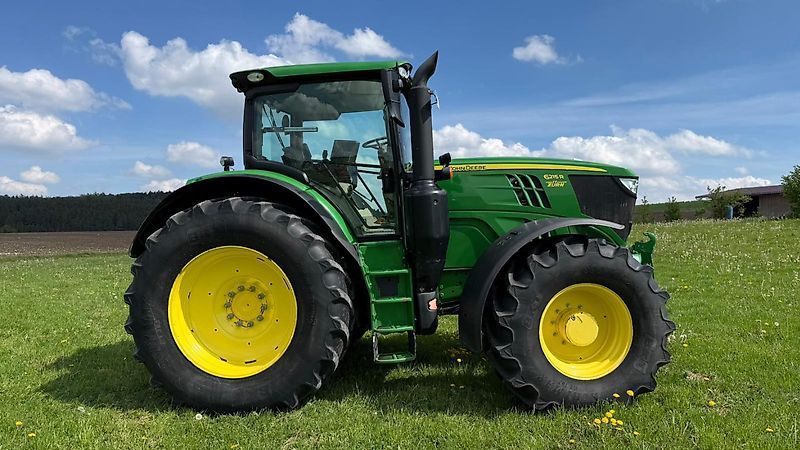 John Deere 6215 R Tractor €87,500