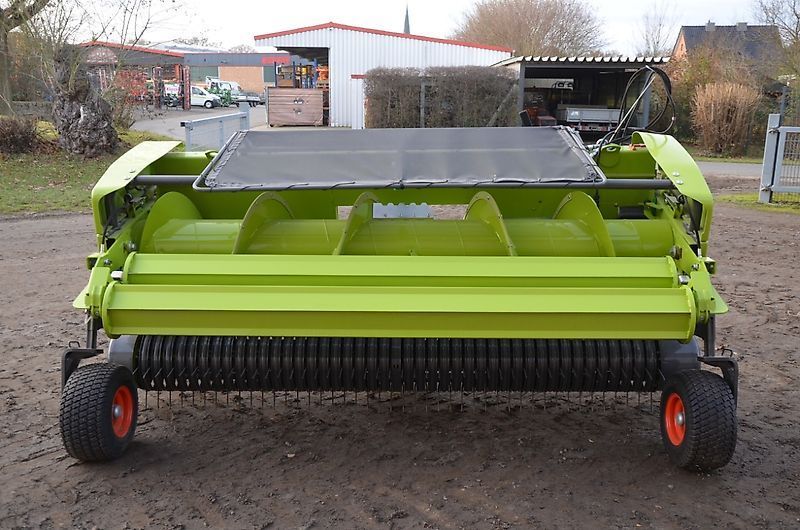 Claas Pick Up 300 Profi Contour Header €29,000