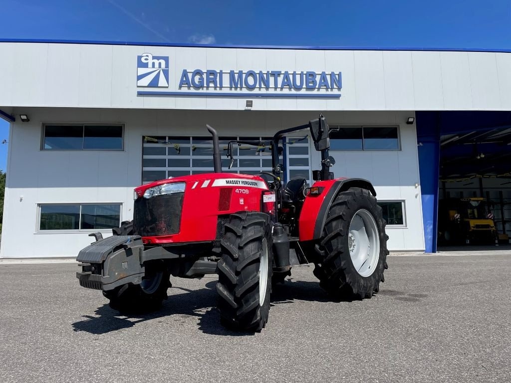 Massey Ferguson 4709 tractor 37 000 €