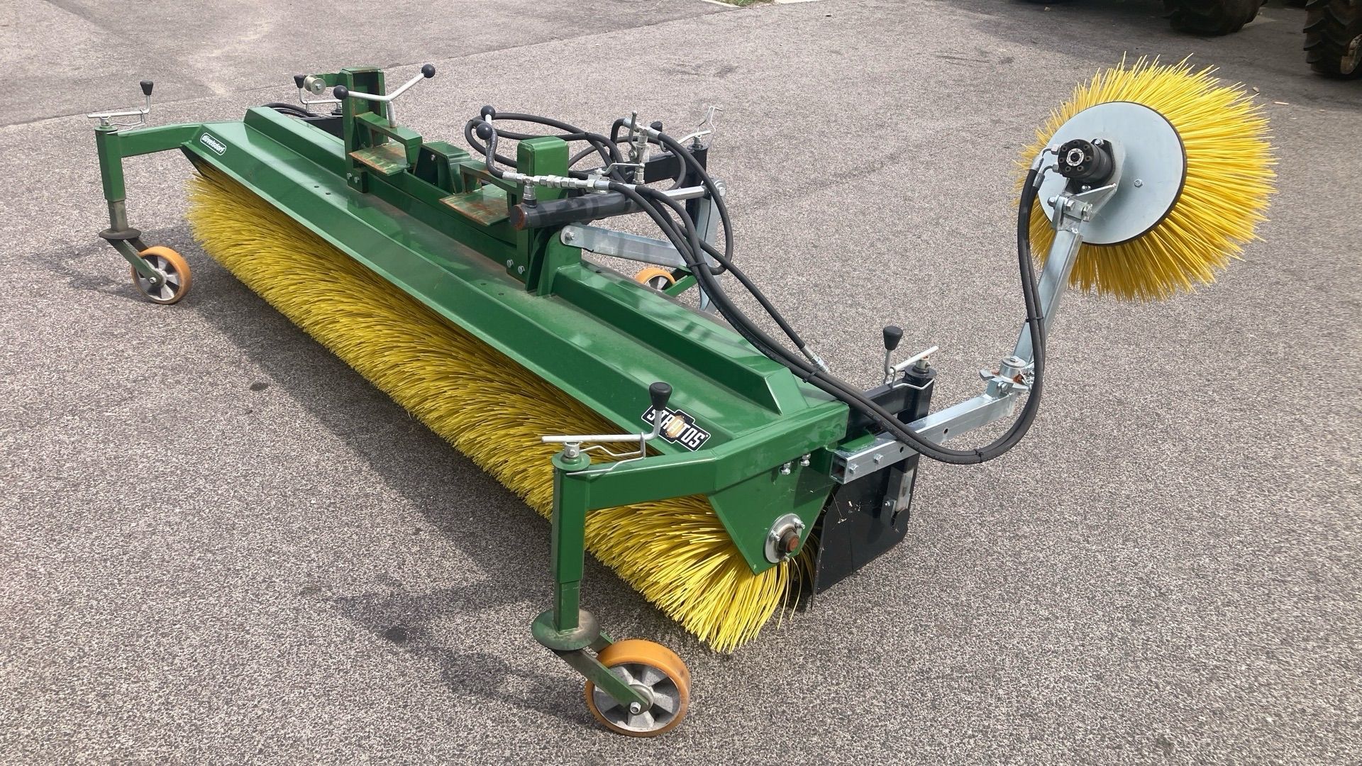 E-FARM: düvelsdorf Kehrmaschine 240 - Kommunaltechnik - id BQDL3NC - 5.900 € - Baujahr: 2021 - Österreich