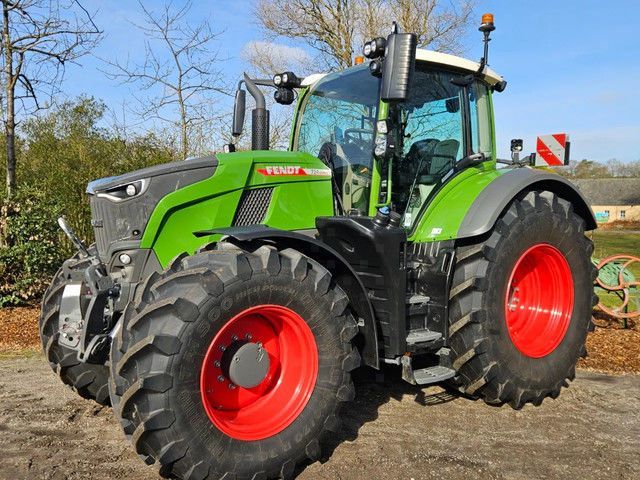 Fendt 724 Vario Profi Plus Traktor 219.000 €
