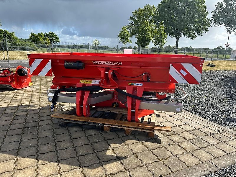 E-FARM: Maschio primo m3 1350 - Epandeur d'engrais - id T94AVZN - 7 250 € - Allemagne