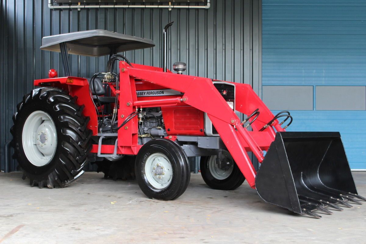 E-FARM: Massey Ferguson 385 2wd - Traktor - id VPQGTG2 - 17.250 € - Baujahr: 2019 - Motorleistung (PS): 85,Niederlande