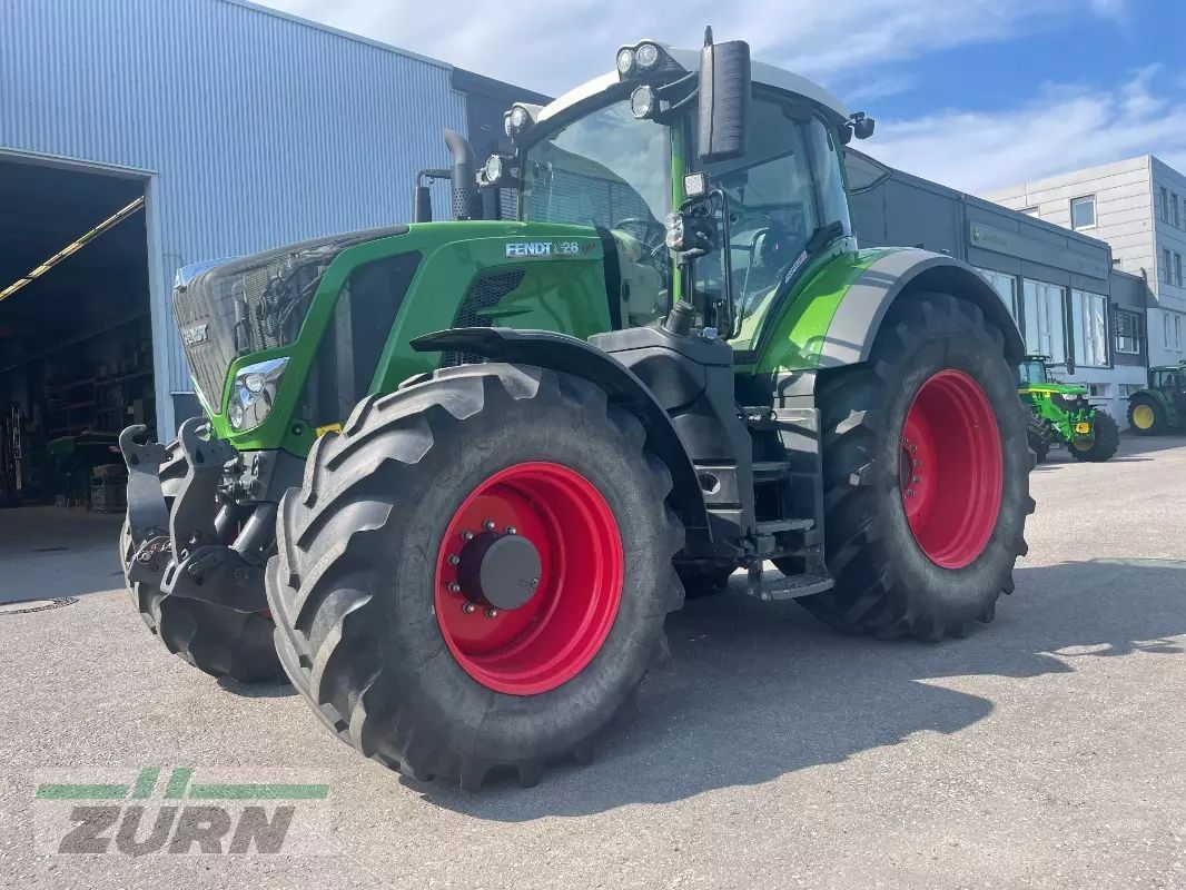 Fendt 828 Vario Profi+ Tractor 147.000 EUR