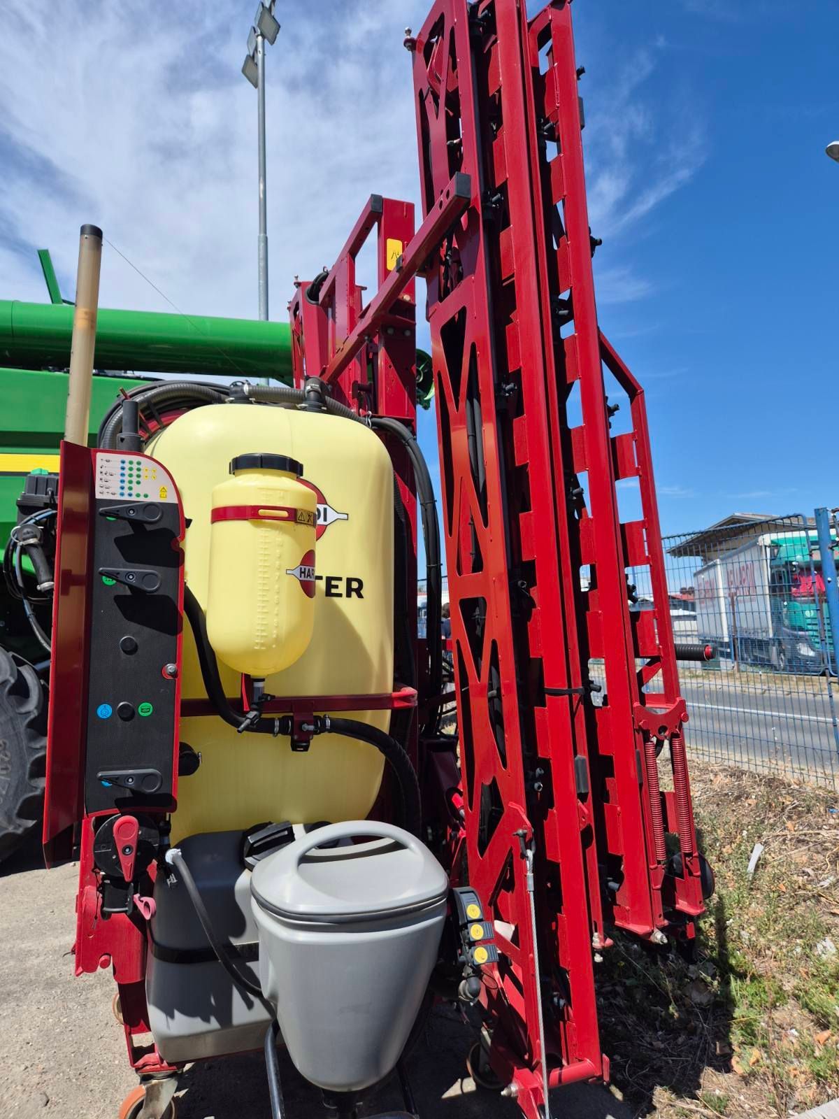 Hardi MASTER Sprayer €25,000