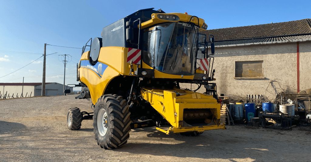 E-FARM: New Holland CX 5090 Laterale - Cosechadora - id FGWBBML - 119.000 € - Año: 2012 - Horas: 2645,Francia