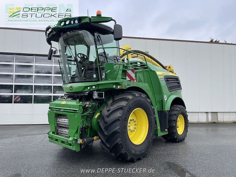 John Deere 8600 Self propelled forage harvester €365,000