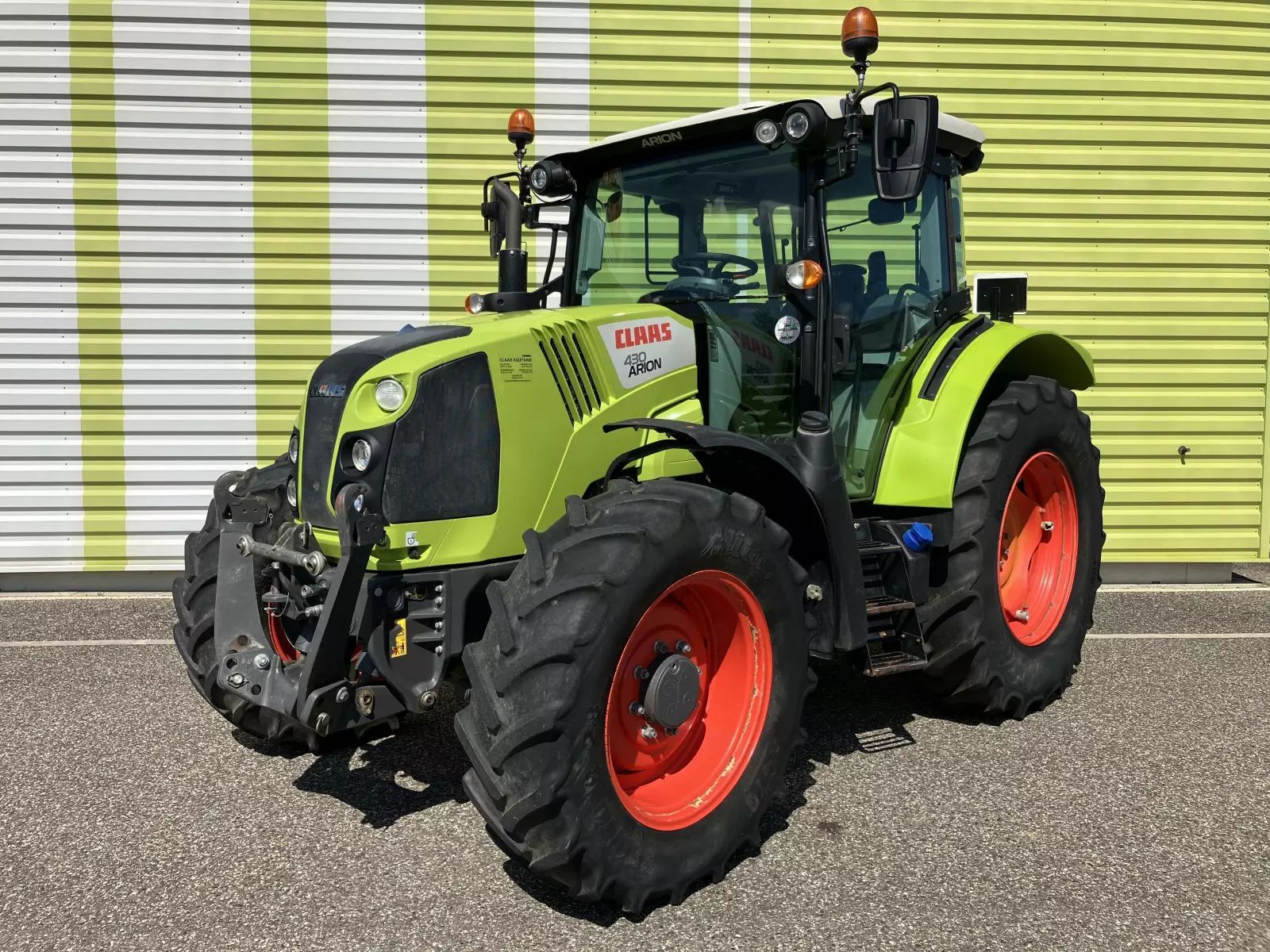 E-FARM: Claas Arion 430 - Tractor - id 6IHJN65 - €62,000 - Year of construction: 2018 - Engine hours: 2,900,Engine power (HP): 120,France