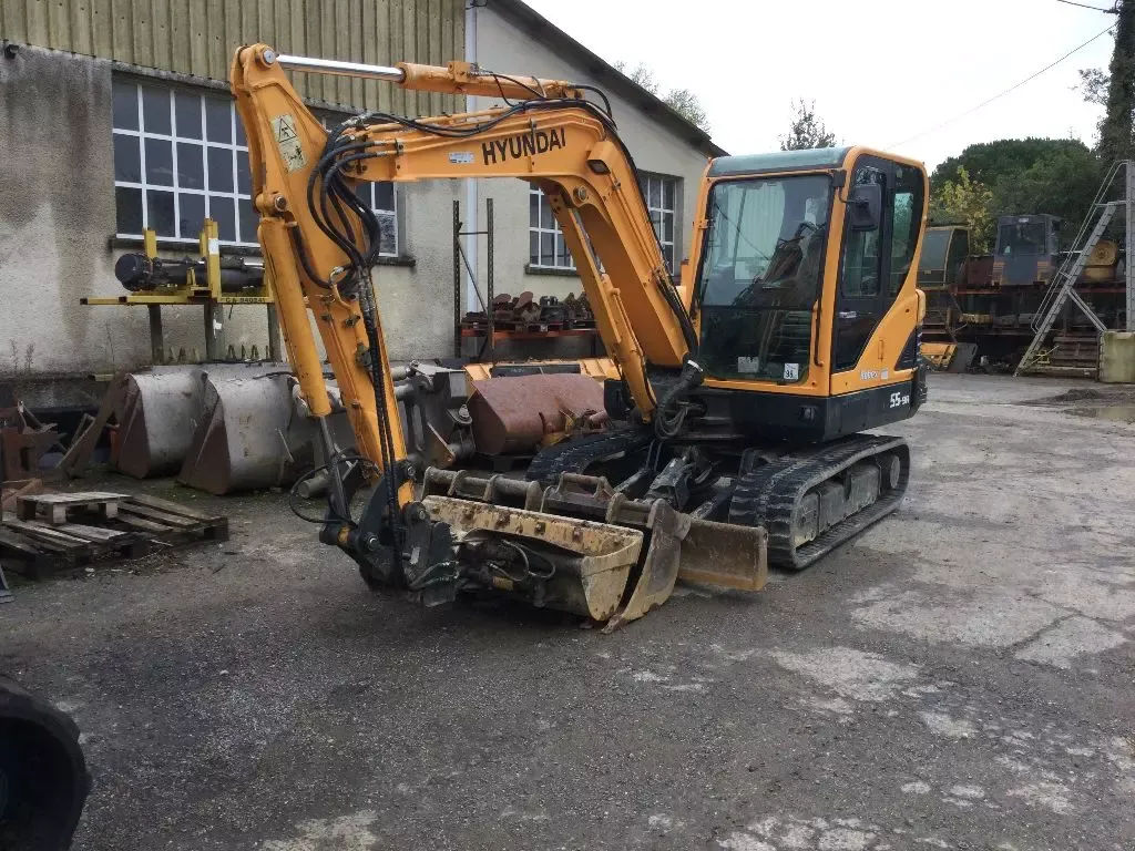 E-FARM: HYUNDAI r55-z9a - Minigraver - id C7MYPDD - Produktionsår: 2016 - Frankrig